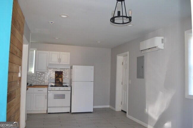 Foto del edificio - 1125 West Ave SW