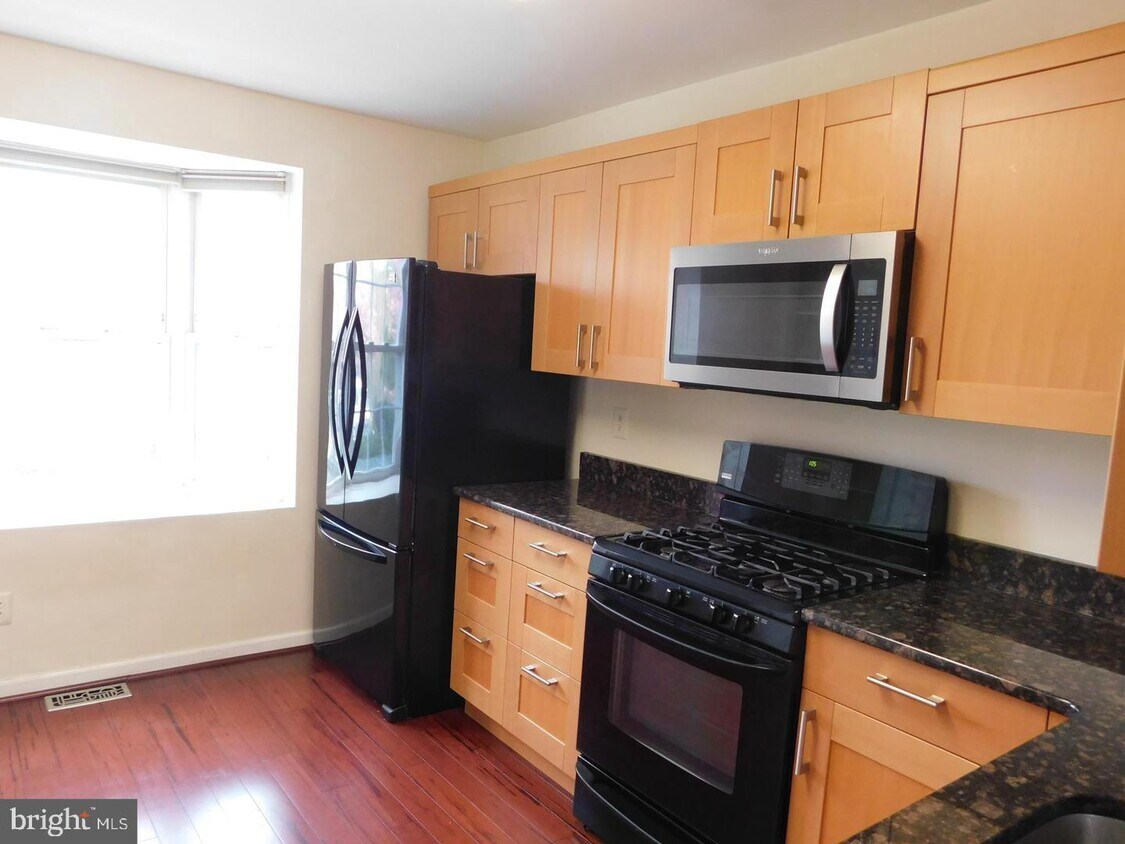 Building Photo - 7209 Brookfalls Terrace