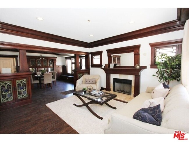 Foto del edificio - 2345 W 30th St