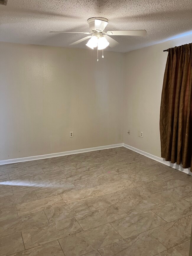 Master Bedroom - 14901 Emory Rd