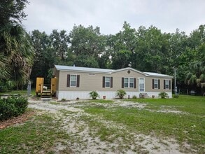 Building Photo - 593 Stokes Landing Rd