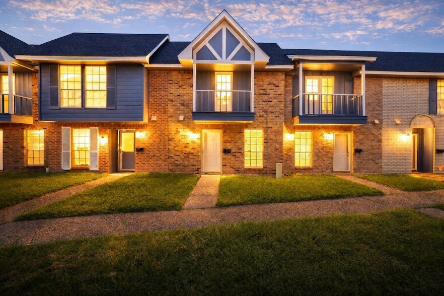 Photo - 353 Audrey Lane Unit 353