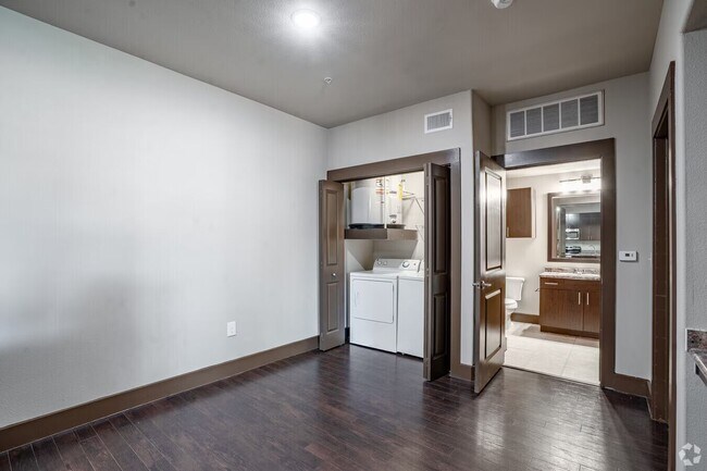 Foto del edificio - Don’t Miss This Home!
