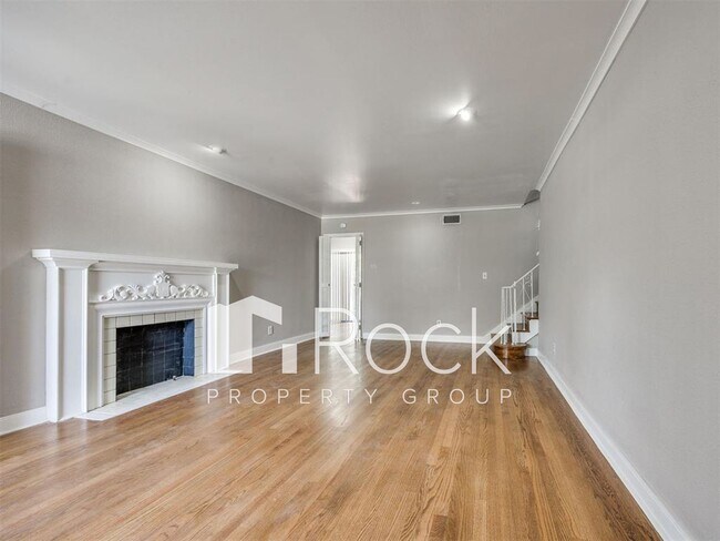 Building Photo - 3 Bedroom Home + 1 Bedroom Apartment near OCU and Uptown!