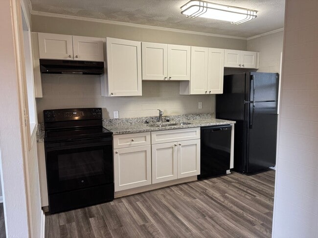 Foto del edificio - Updated Two Bedroom Duplex in Lincolnton