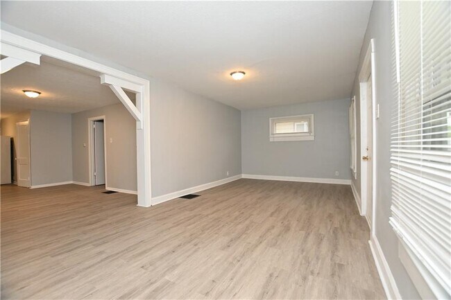 Foto del edificio - 1428 N Belleview Pl