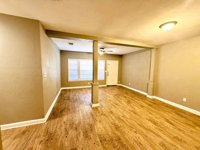 Foto del edificio - Beautiful 3-Bed Home in Schertz!