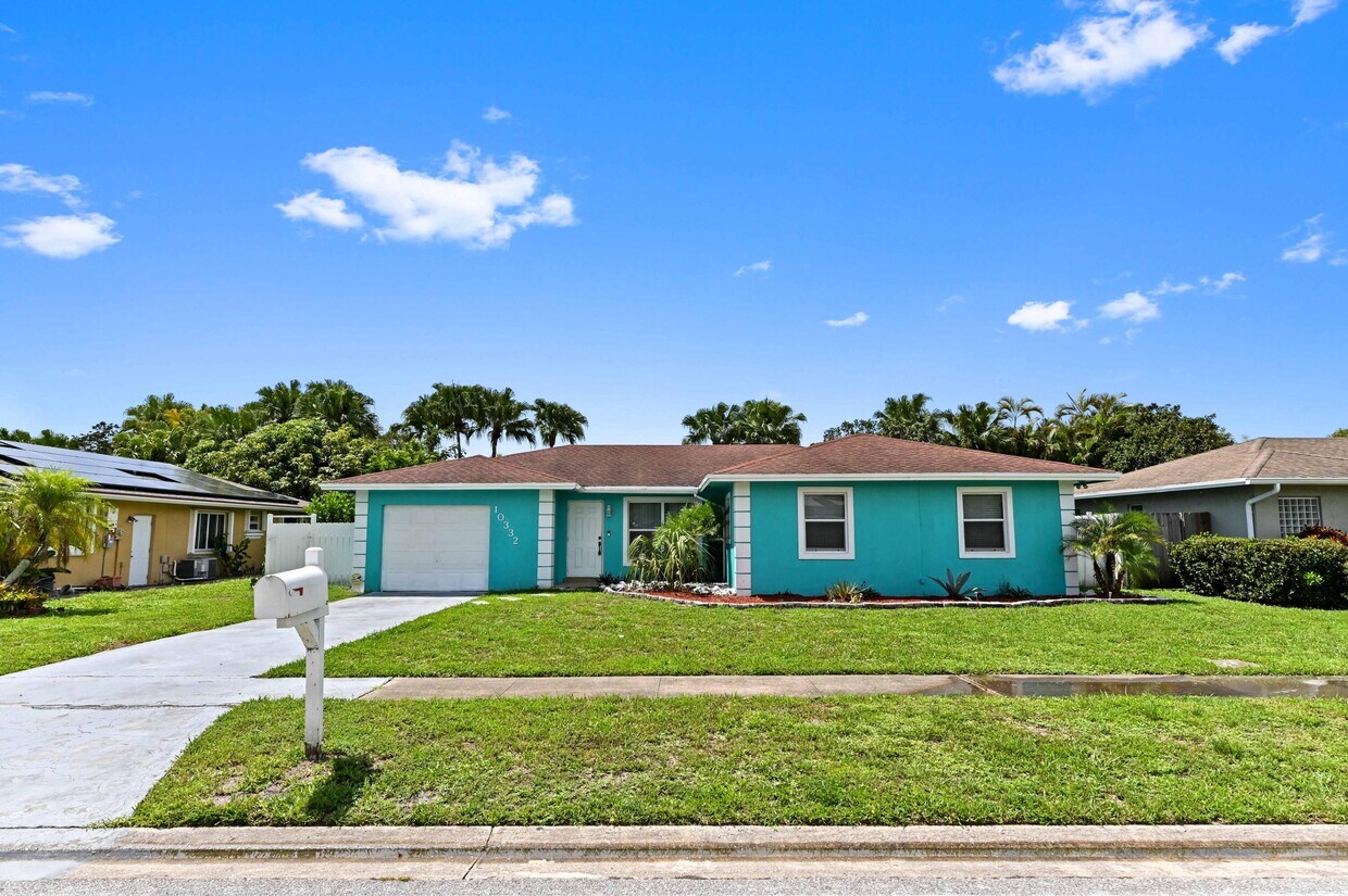 Foto principal - 10332 Dorchester Dr