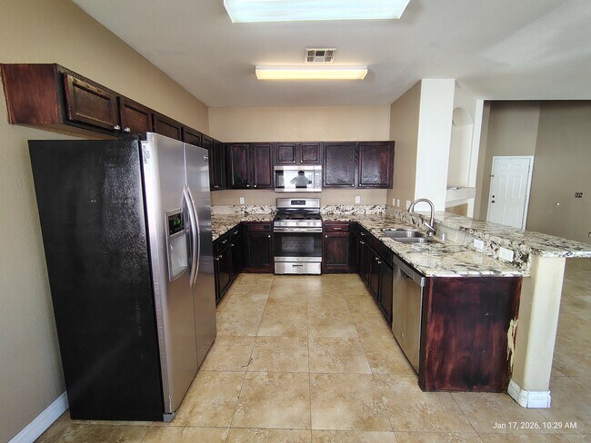 Foto del edificio - 5951 Gentleslope St