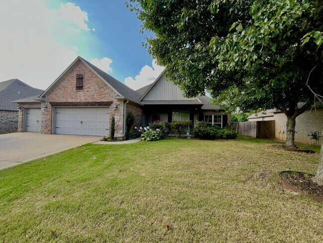Foto del edificio - 3640 W Bowling Green Pl