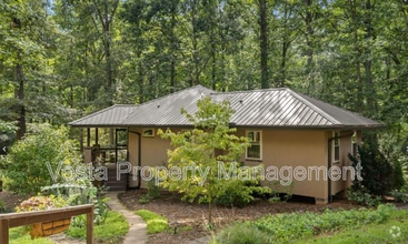 Building Photo - 1 Wellspring Ln