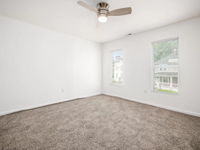 Building Photo - 186 Avondale Ave