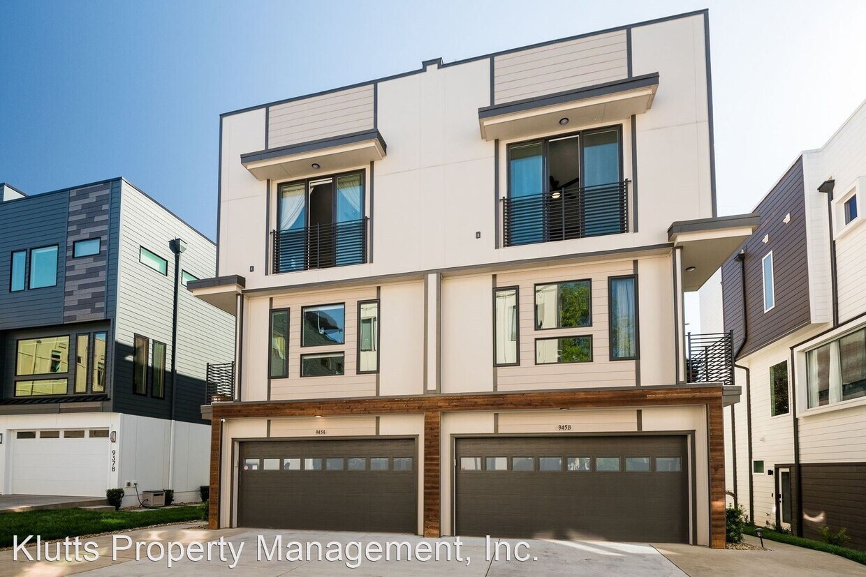 3 br, 3.5 bath House 945A Westbrook Drive House Rental in