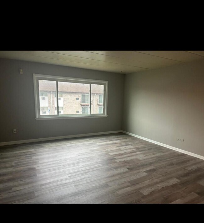 3815 W 123rd St Unit 201, Alsip, IL 60803 Condo for Rent in Alsip, IL