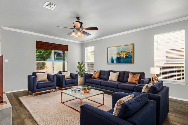 Photo - Beautiful 4 bed 2.5 bath in ALAMO RANCH/Ri... House