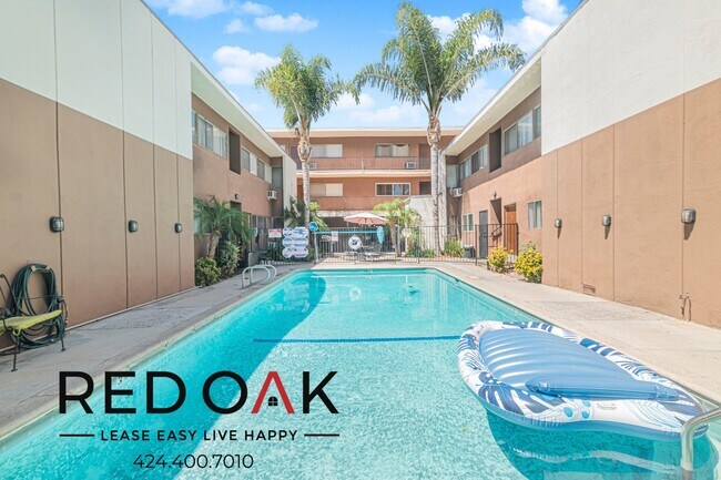 Foto del edificio - 15405 Vanowen St