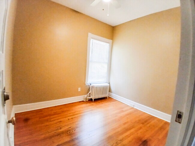 Foto del edificio - 475 Hamilton St