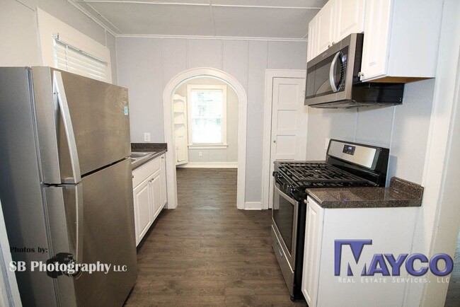 Foto del edificio - 1 bedroom HOUSE in Highland with fenced ba...