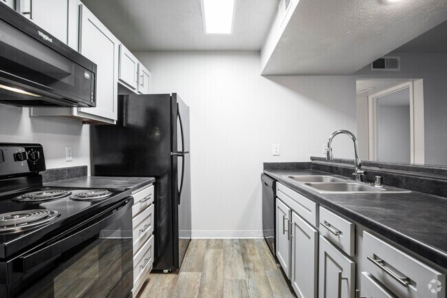 Interior Photo - AYA ABQ