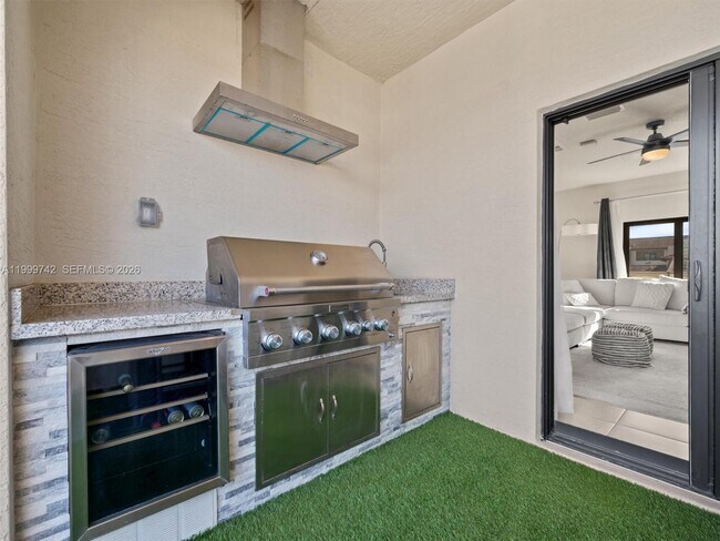 Foto del edificio - 4654 NW 83rd Path