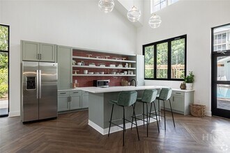 Building Photo - 5670 Ogeechee Rd