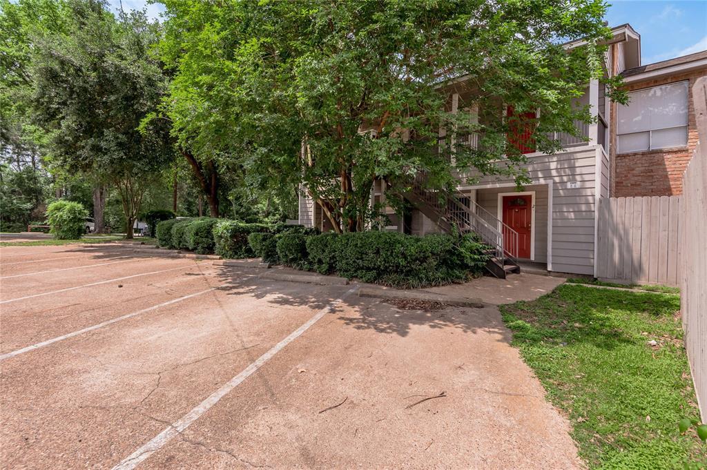 Foto principal - 2404 Sycamore Ave
