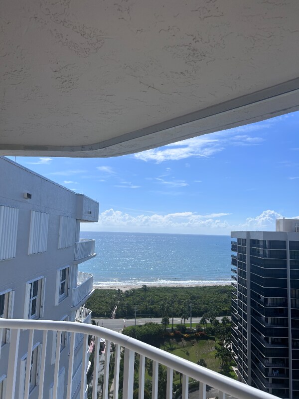 Foto del edificio - 5049 N Hwy A1A