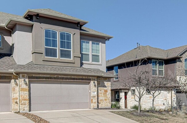 Foto del edificio - 414 Epiphany Ln