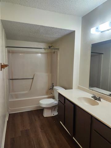 Foto del edificio - 2507 Stella St