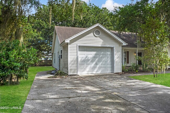 Foto del edificio - 15 Grandiflora Ln