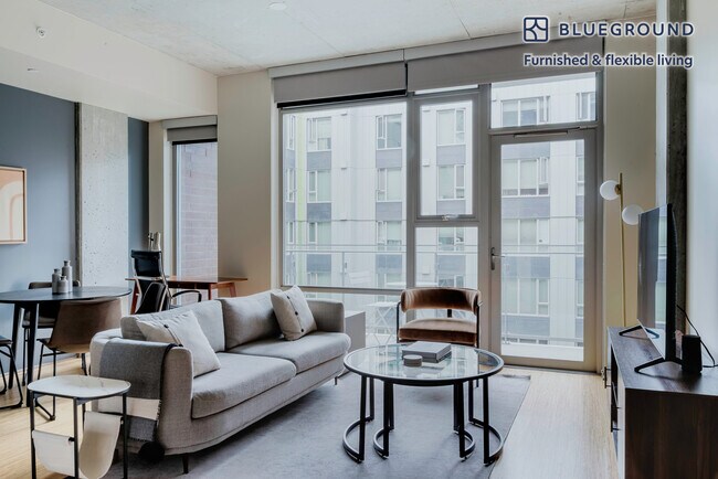 Building Photo - 120 Westlake Ave N