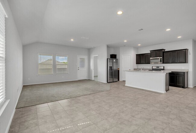 Foto del edificio - 16617 Porterfield Ln