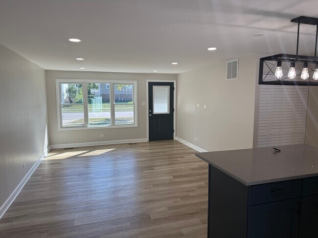 Foto del edificio - 1220 Kingston Ln