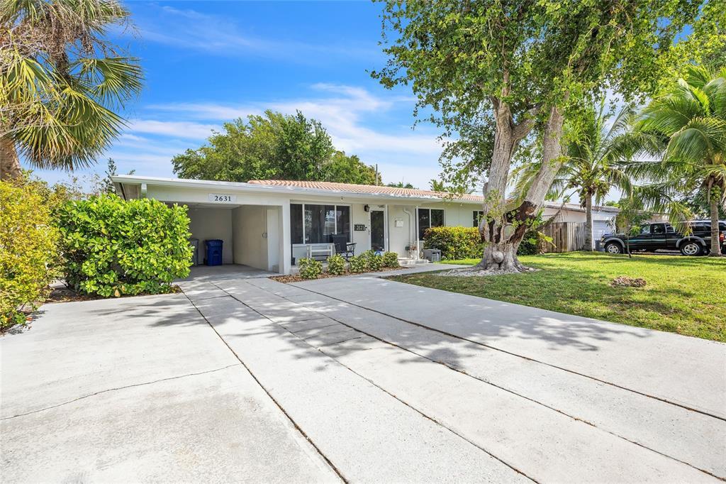 Foto principal - 2631 NE 19th St