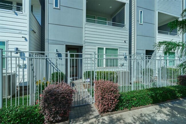 Foto del edificio - 1715 Eado Point Ln