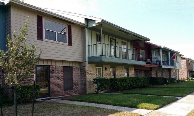 Foto del edificio - 8912 Glacier Ave