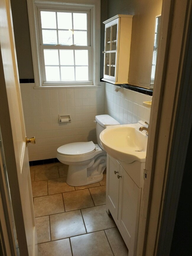 Building Photo - 3004 Peebles Dr