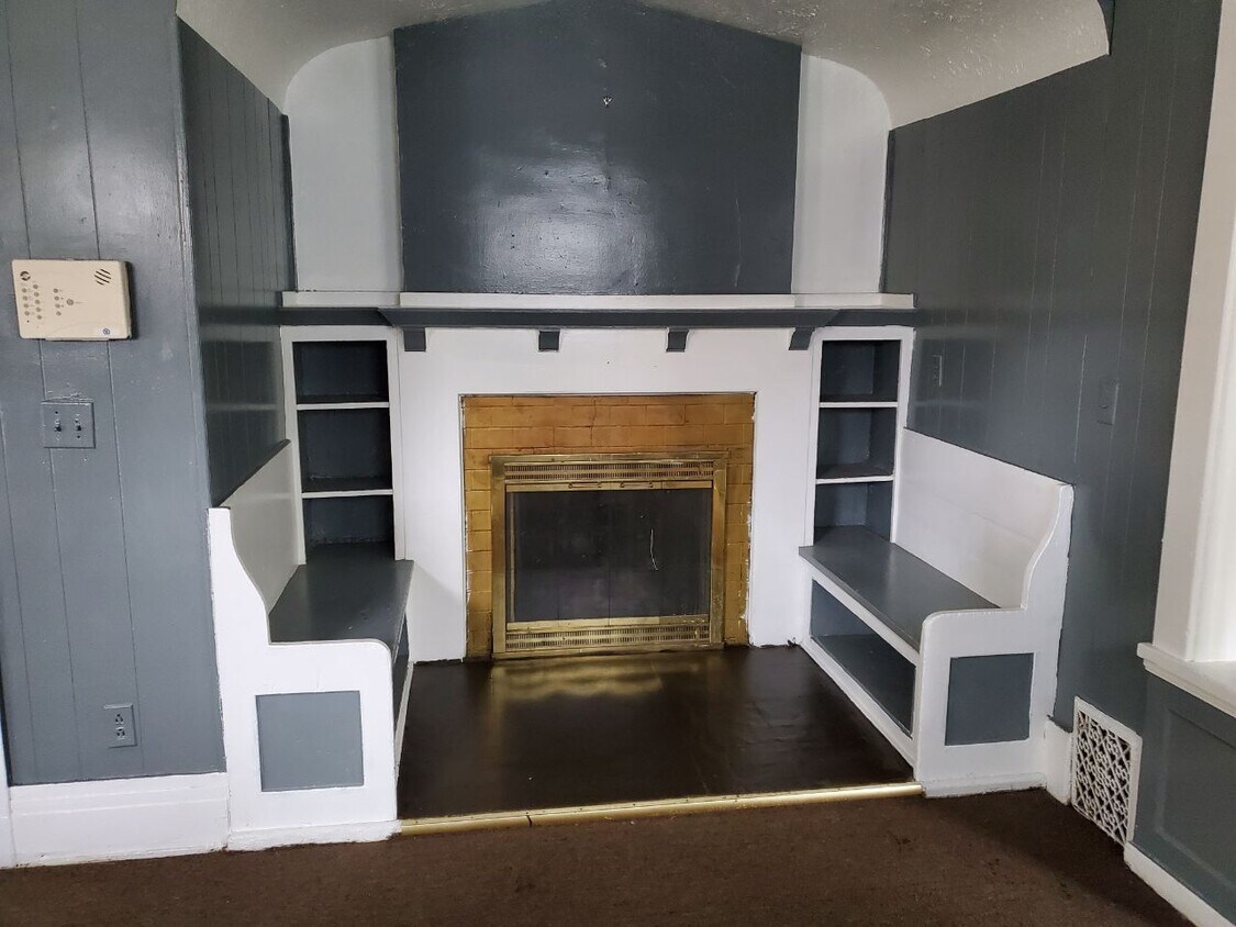 Foto principal - 341 Columbia Ave