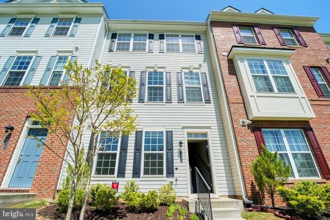 Foto del edificio - 18318 Woodhouse Ln
