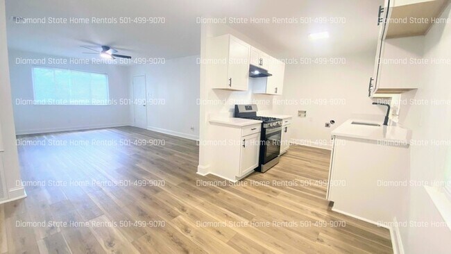 Foto del edificio - 428 N Oak St