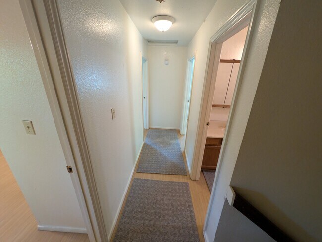 Foto del edificio - 208 W Sacramento Ave