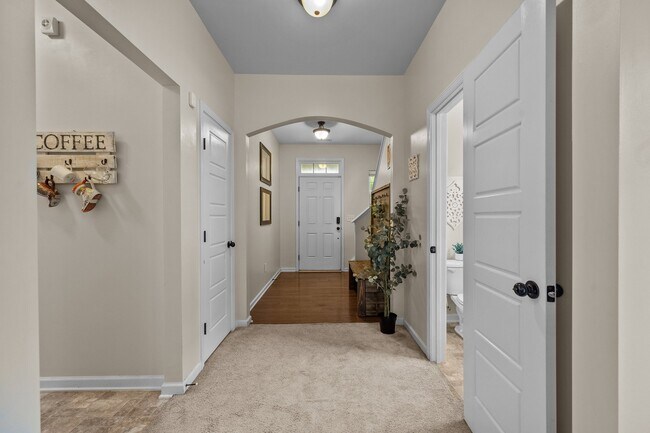 Building Photo - 431 Bald Cypress Ln