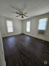 Building Photo - 1312 Alby St