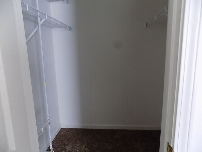Building Photo - *** AFFORDABLE RANCH HOME ***
