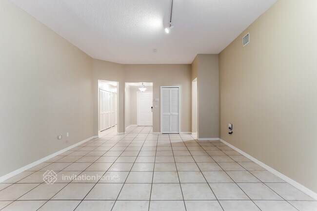 Building Photo - 8532 SW 163rd Ct