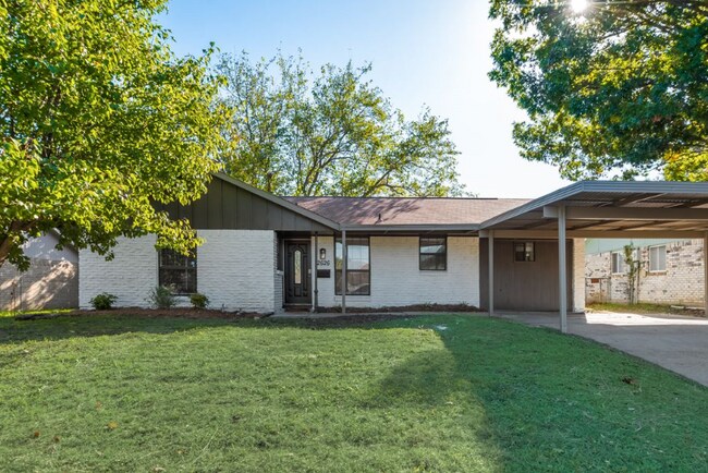 Foto del edificio - 2626 Bobwhite Blvd