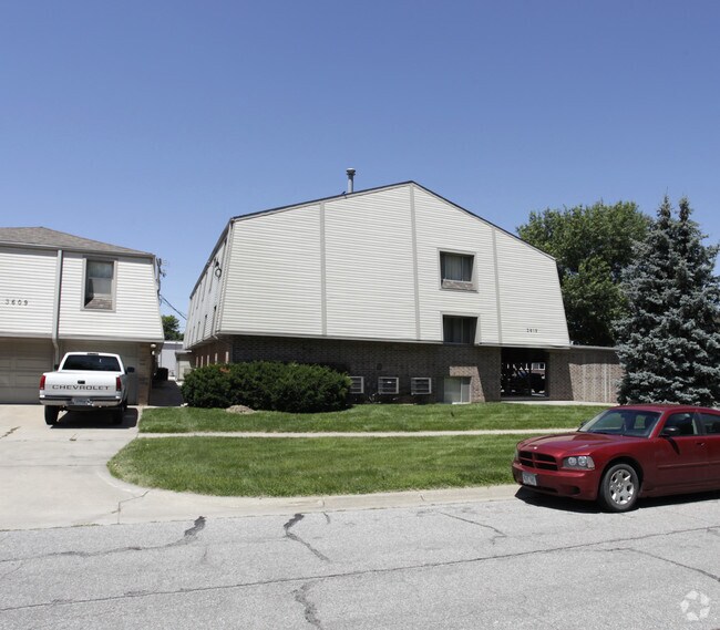 3619 N 60th St Lincoln, NE 68507 Rentals Lincoln, NE