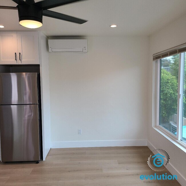 Foto del edificio - 734-740.5-7405 Jamaica Ct