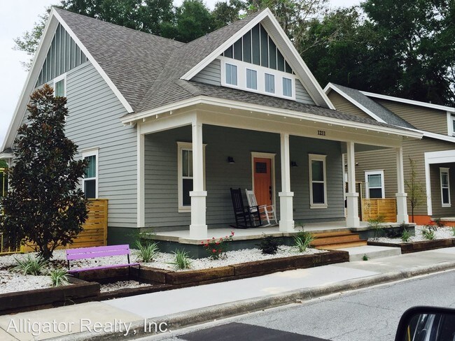 Foto del edificio - 5 br, 5 bath House - 1221 NW 7th Ave