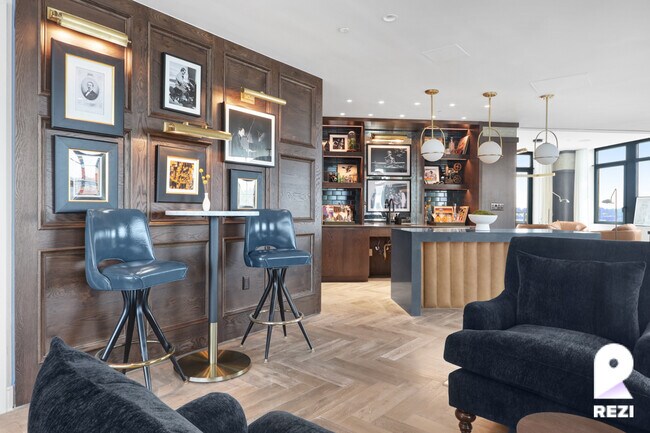Foto del edificio - 36-20 Steinway St